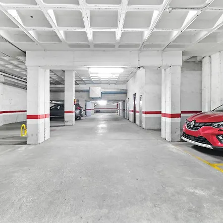 Lovely Sunny With Shared Pool And Private Parking 托雷维耶哈